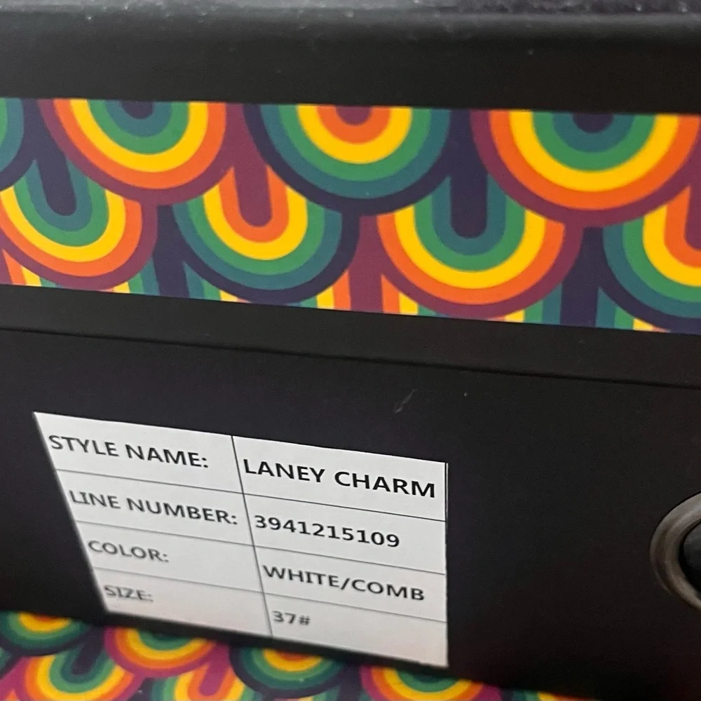 ✨Kurt Geiger Laney Charm Sneakers - Picture 5 of 5